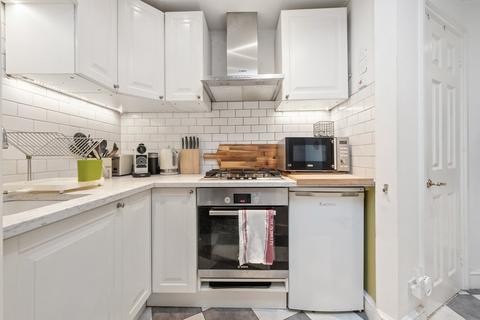 2 bedroom flat for sale, King Street, Hammersmith W6