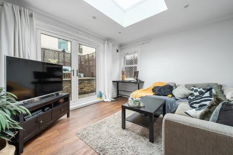 2 bedroom flat for sale, King Street, Hammersmith W6