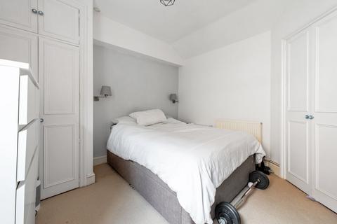 2 bedroom flat for sale, King Street, Hammersmith W6