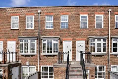 40 Regency Way, Bexleyheath, DA6 8BT