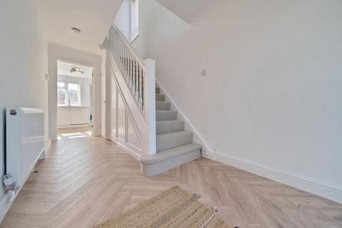 14 Brook Road, Bagshot, GU19 5JS