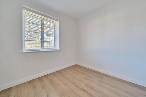 14 Brook Road, Bagshot, GU19 5JS