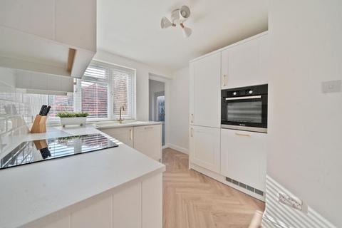 14 Brook Road, Bagshot, GU19 5JS