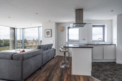 3 bedroom penthouse to rent, Mill Road, Gateshead NE8