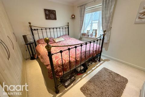 1 Coopers Crescent, Great Notley, Braintree, CM77 7DG