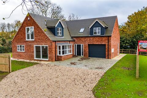 4 bedroom detached house for sale, South Marsh Road, Stallingborough, Grimsby, Lincolnshire, DN41