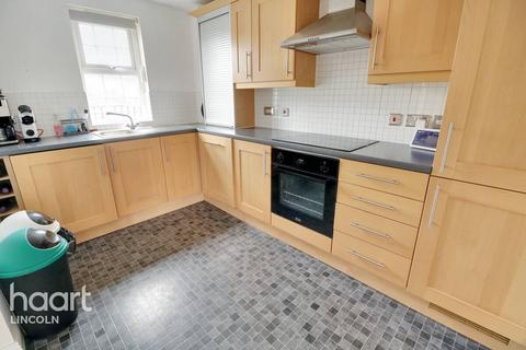 12 Fulmen Close, Lincoln, LN1 1AW