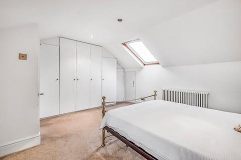 2 bedroom apartment for sale, Harbut Road, London, SW11