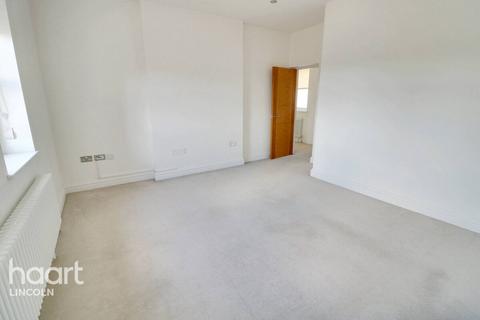2 bedroom apartment for sale, Caistor Drive, Bracebridge Heath