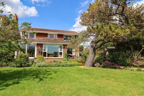 5 bedroom detached house for sale, St Georges Road, Hayling Island
