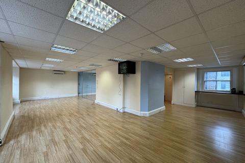 Office to rent, Office (E Class) – 34-35 Eastcastle Street, 4th Floor, London, W1W 8DW