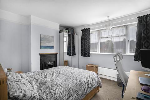 153 Birchanger Road, London, SE25 5BH