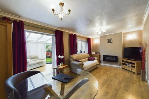 27 Canada Way, Lower Wick, Worcester, WR2 4DJ