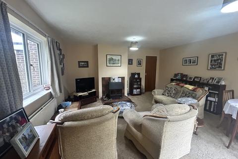 21 Erw Bant, Llangynidr, Crickhowell, NP8 1LX