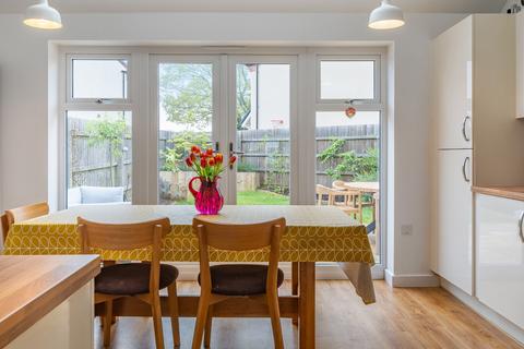 19 Jenner Lane, Malmesbury, SN16 9GB