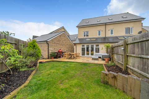 19 Jenner Lane, Malmesbury, SN16 9GB