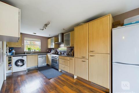 46 Cable Crescent, Woburn Sands, Milton Keynes, MK17 8GG