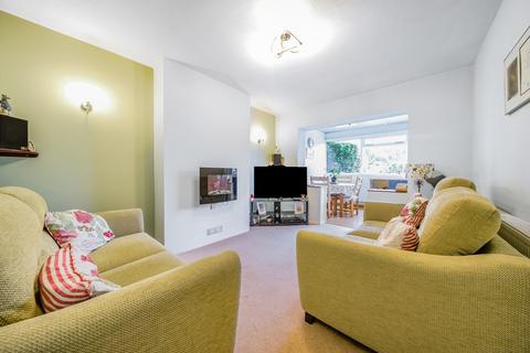 118 Jubilee Drive, Ruislip, HA4 0PU