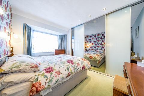 118 Jubilee Drive, Ruislip, HA4 0PU