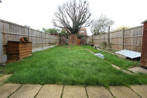 10 Tern Gardens, Upminster, RM14 1ED