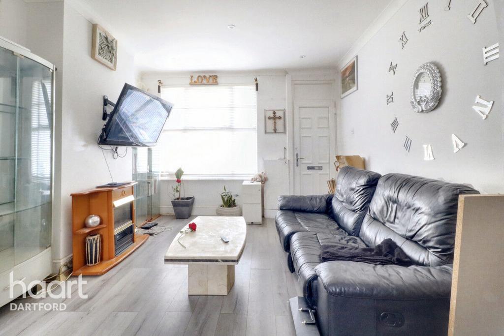 Gordon Road, Dartford 2 bed terraced house for sale £325,000