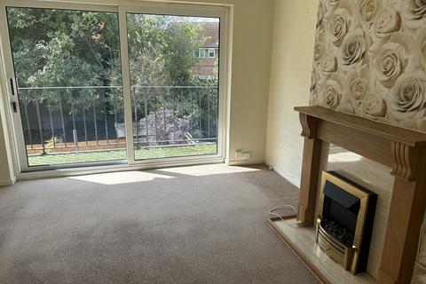 2 bedroom maisonette to rent, Marlbrook Close, Solihull, B92