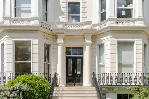 Flat 1, 28 Pembridge Square, London, W2 4DS