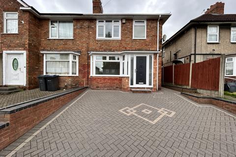 3 bedroom semi-detached house to rent, Twickenham Road, Birmingham B44