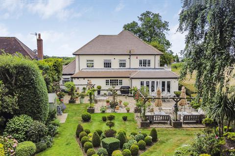 5 bedroom detached house for sale, Rabley Heath, Welwyn, Hertfordshire, AL6