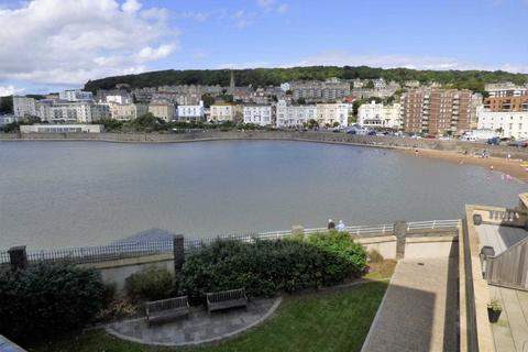 2 bedroom apartment to rent, Knightstone Beacon