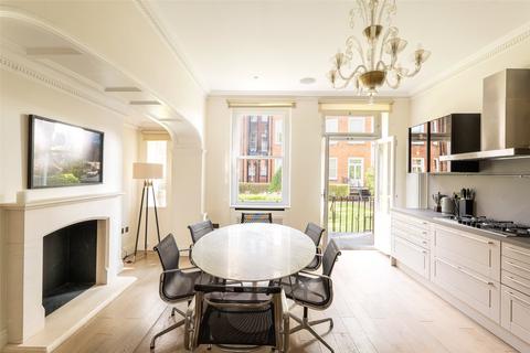 3 bedroom apartment to rent, Ormonde Gate, Chelsea, SW3