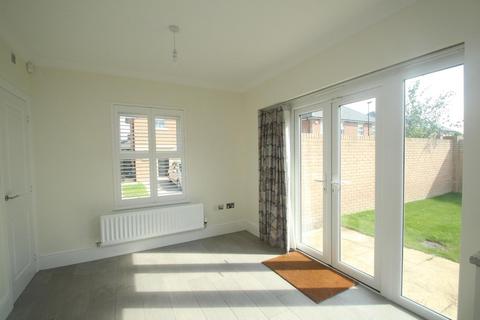 4 bedroom house to rent, Pickering Gardens, Harrogate, North Yorkshire, UK, HG1