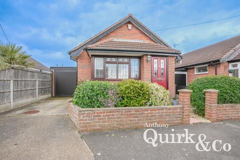 1 bedroom detached bungalow for sale, Maurice Road, Canvey Island, SS8