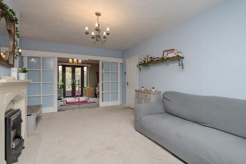 27 Butterfield Road, Bolton, BL5 1DU