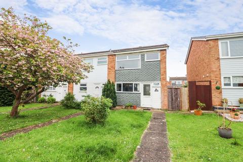 3 bedroom terraced house for sale, Dothans Close, Great Barford