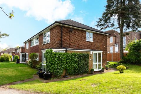 11 Martins Close, West Wickham, BR4 9AB