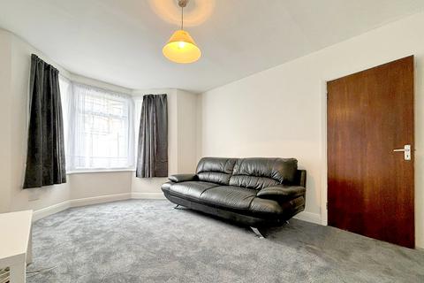 1 bedroom flat to rent, Greenside Road, London, W12