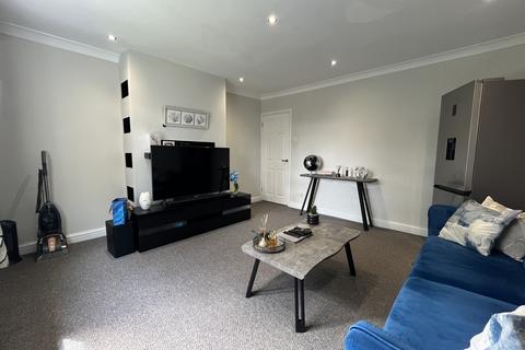 2 bedroom apartment for sale, Kirkwood Close, PETERBOROUGH PE3