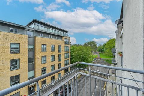 Flat 7, 116 Gifford Street, London, N1 0DD