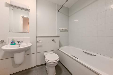 Flat 7, 116 Gifford Street, London, N1 0DD