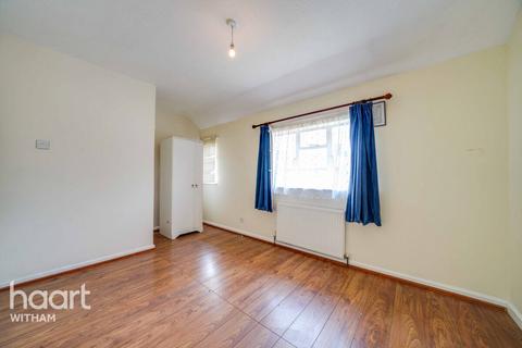 2 bedroom terraced house for sale, Grooms Lane, Witham