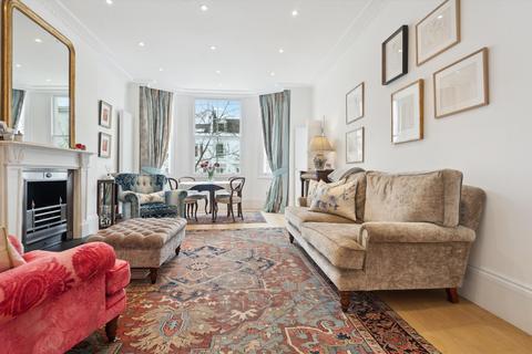 2 bedroom flat for sale, Palace Gardens Terrace, Kensington, London, W8