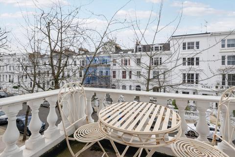 2 bedroom flat for sale, Palace Gardens Terrace, Kensington, London, W8