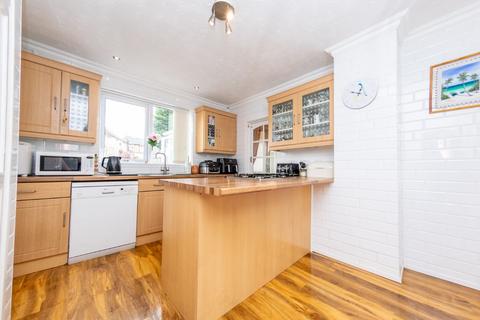 4 bedroom semi-detached house for sale, Lanshaw Road, Leeds