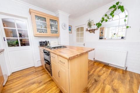 20 Lanshaw Road, Leeds, LS10 3NR