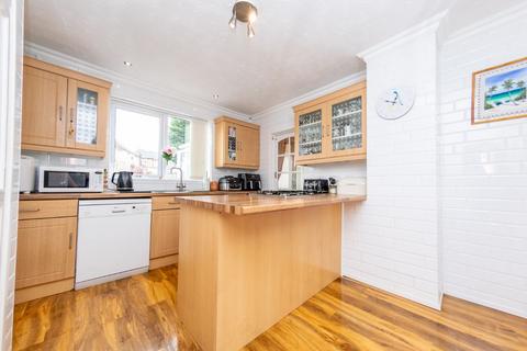 20 Lanshaw Road, Leeds, LS10 3NR