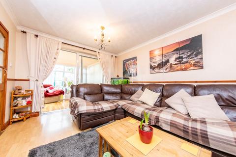 20 Lanshaw Road, Leeds, LS10 3NR