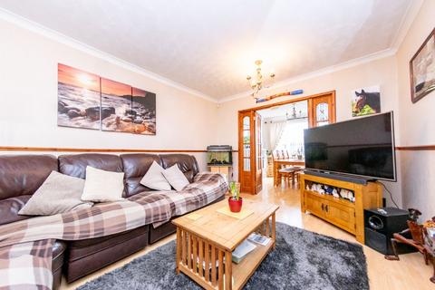 20 Lanshaw Road, Leeds, LS10 3NR