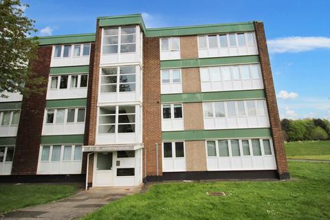3 bedroom flat for sale, Haydon Close, Red House Farm, Newcastle upon Tyne, Newcastle upon Tyne, NE3 2BZ