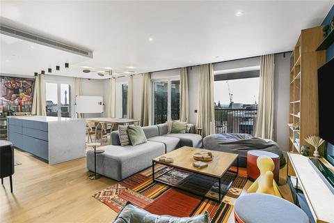 3 bedroom apartment to rent, Jubilee Walk, London, WC1X